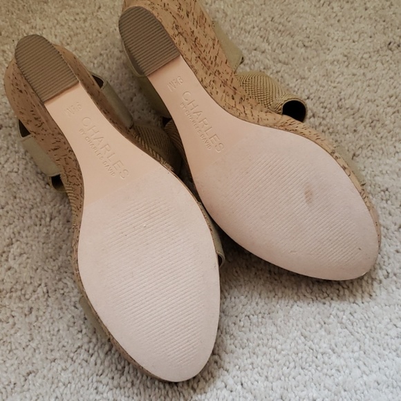 Never Worn! Charles David Platforms - Picture 4 of 4